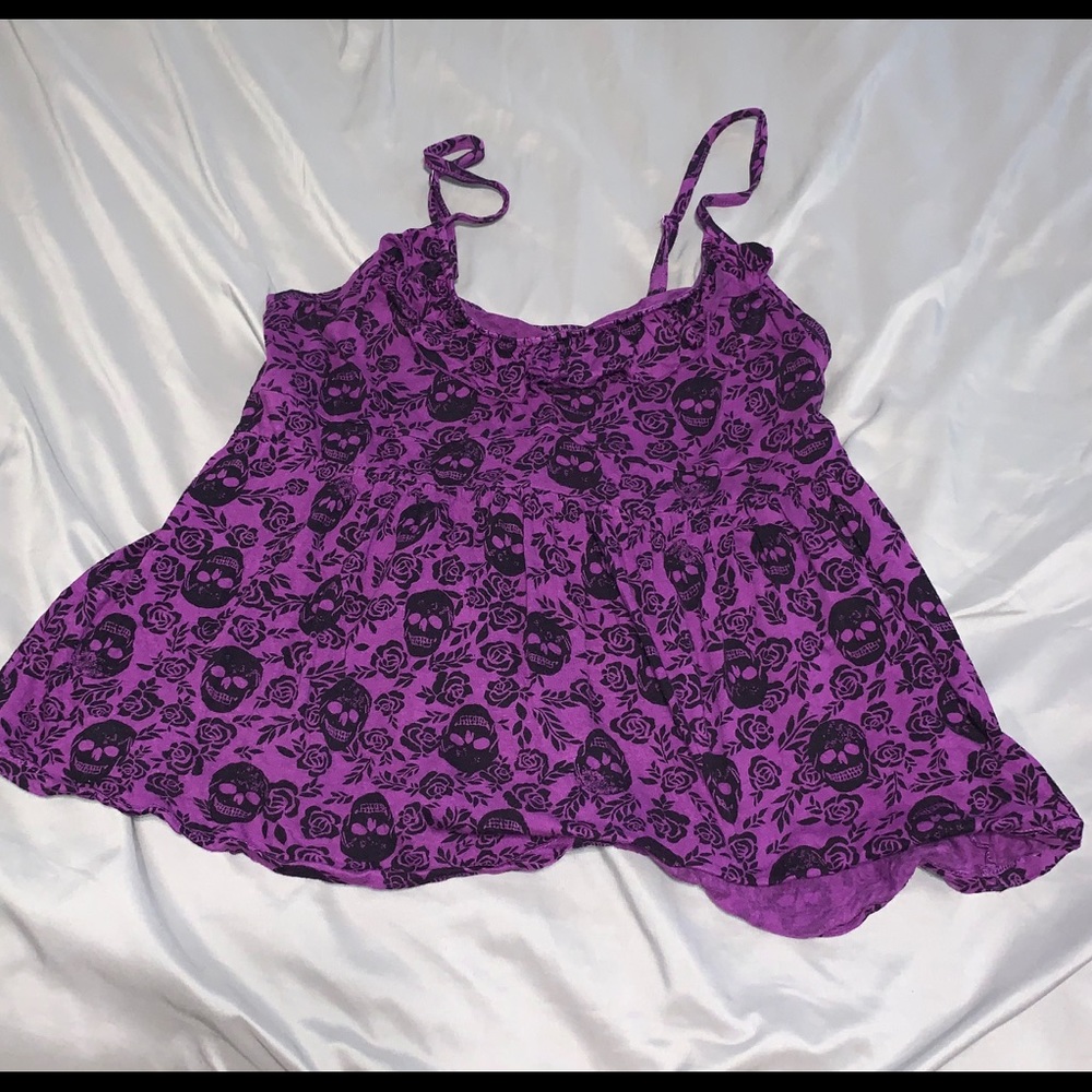 Torrid size 2 purple skull tank
